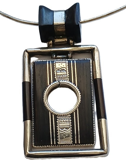 Tuareg necklace in finely chiseled metal
