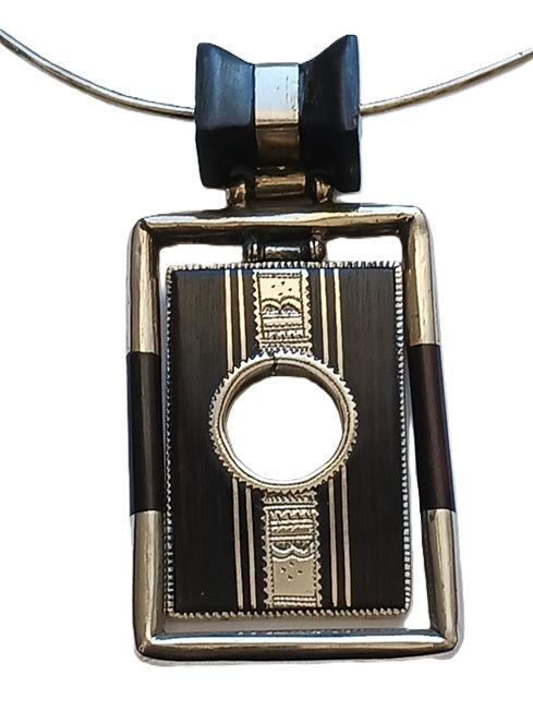 Tuareg necklace in finely chiseled metal