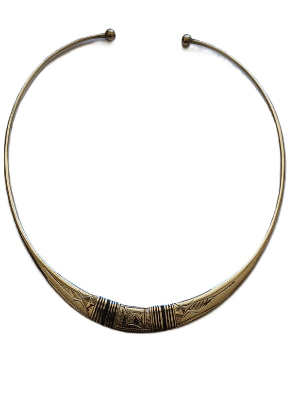 Collier touareg en métal finement ciselé