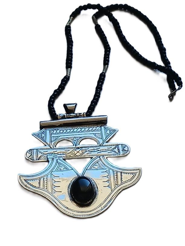 Tuareg necklace in chiseled metal