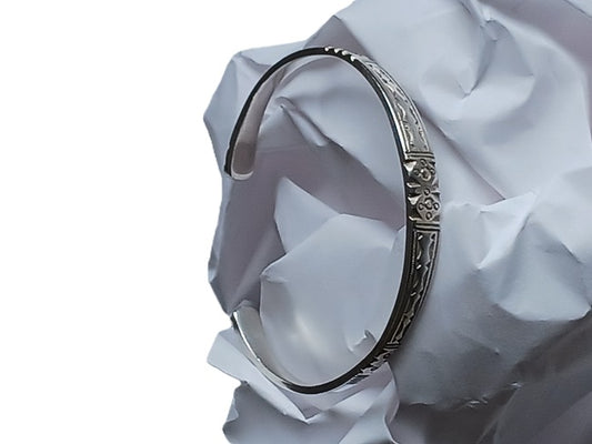 Bracelet touareg en argent ciselé