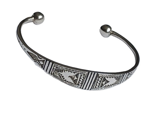 Bracelet touareg en argent ciselé