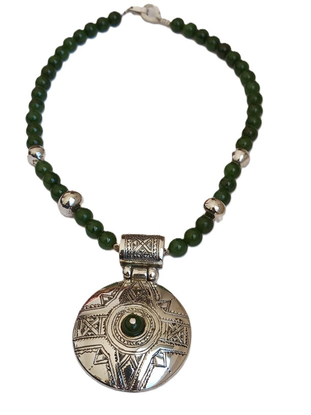 Tuareg necklace in silver and stone beads