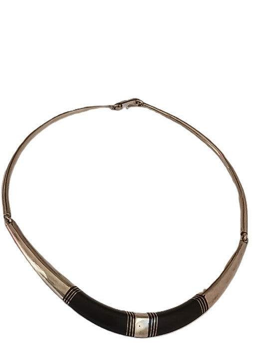 Collier touareg en argent et bois d'ébène