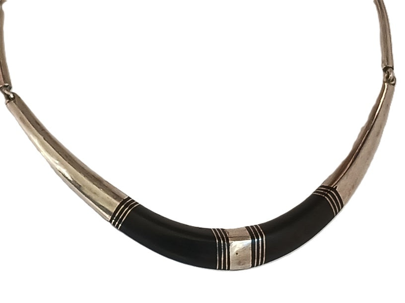 Collier touareg en argent et bois d'ébène