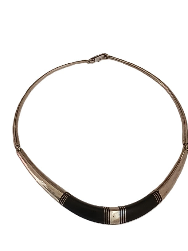 Collier touareg en argent et bois d'ébène