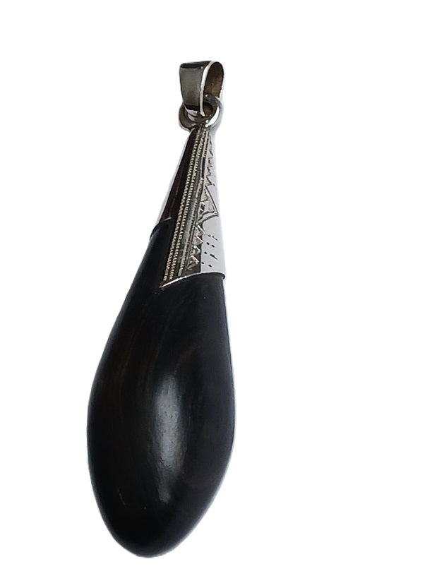 Tuareg necklace in silver and ebony wood