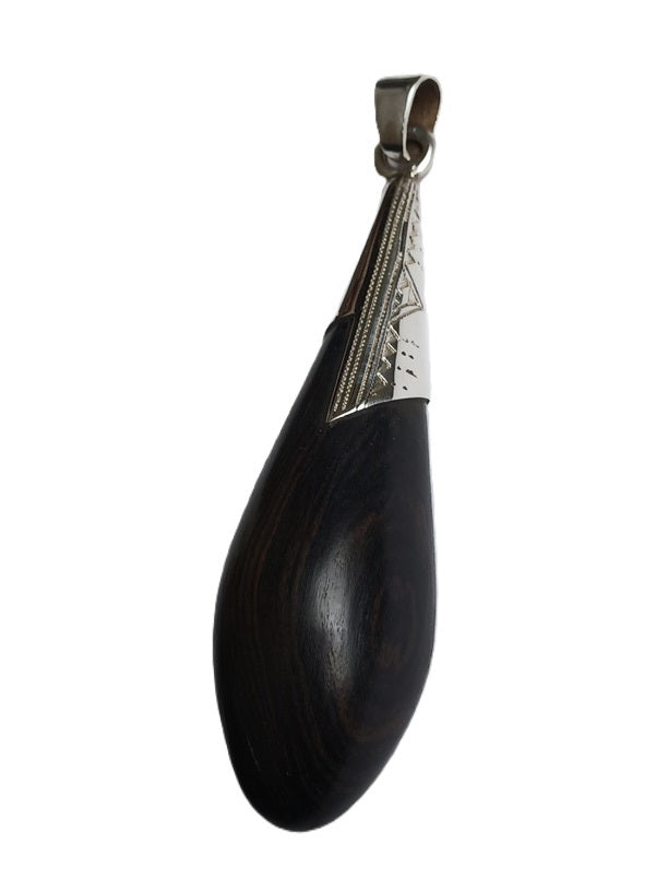 Tuareg necklace in silver and ebony wood