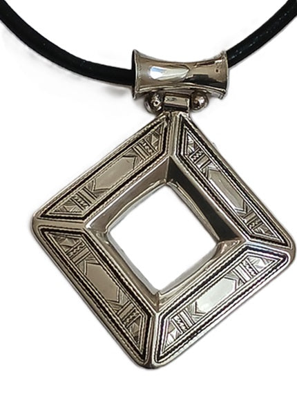 Collier touareg en argent