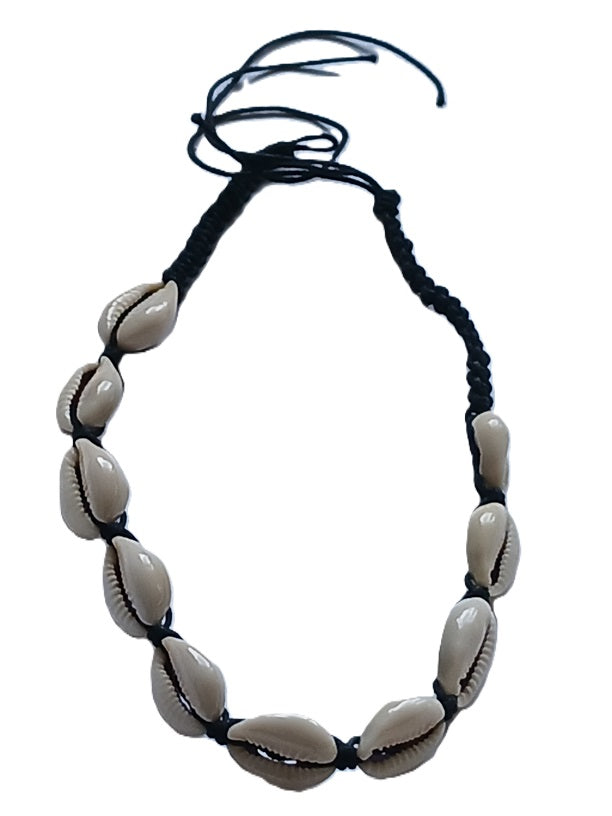 Collier en cauris