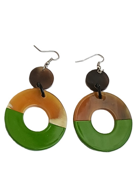 Boucles d'oreilles en corne laquée