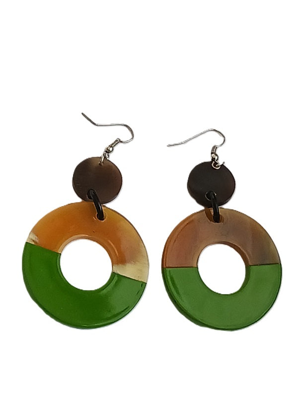 Boucles d'oreilles en corne laquée