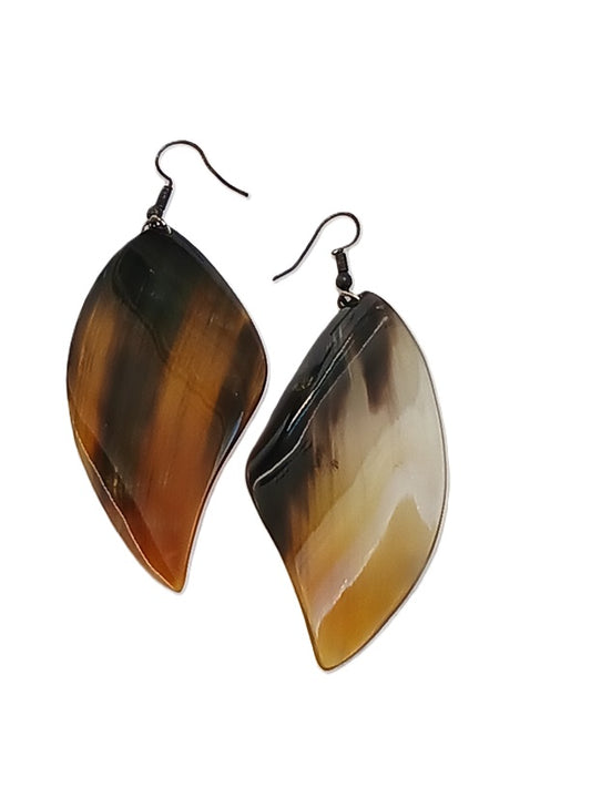 Boucles d'oreilles en corne