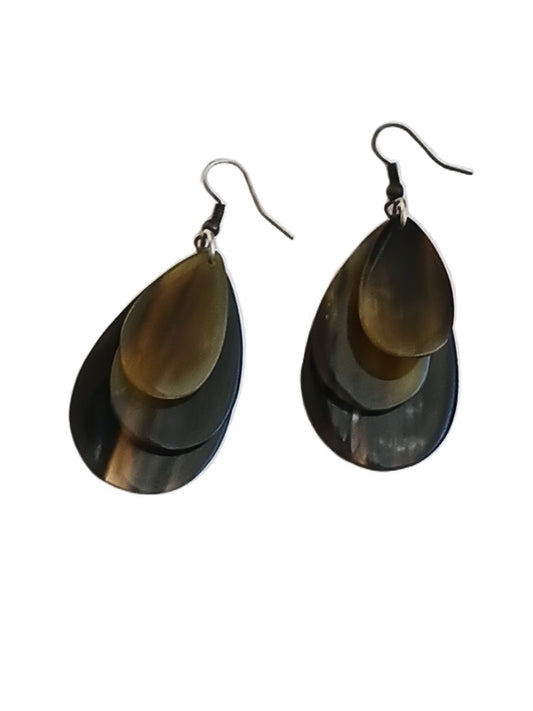 Boucles d'oreilles en corne