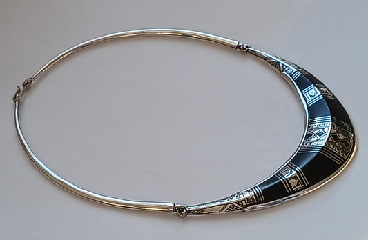 Collier touareg en argent et bois d'ébène
