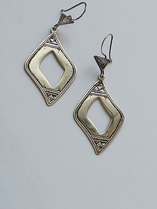 Boucles d'oreilles touareg en argent ciselé
