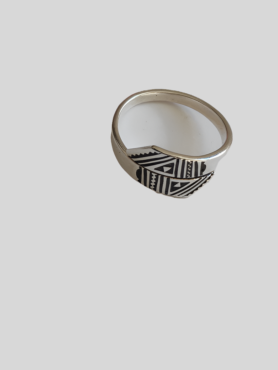 Bague touarègue en argent ciselé réglable