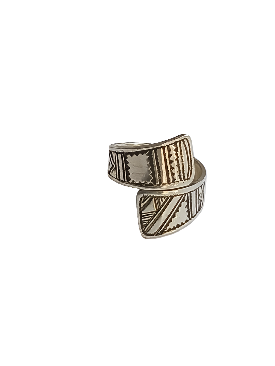 Bague touarègue en argent ciselé réglable