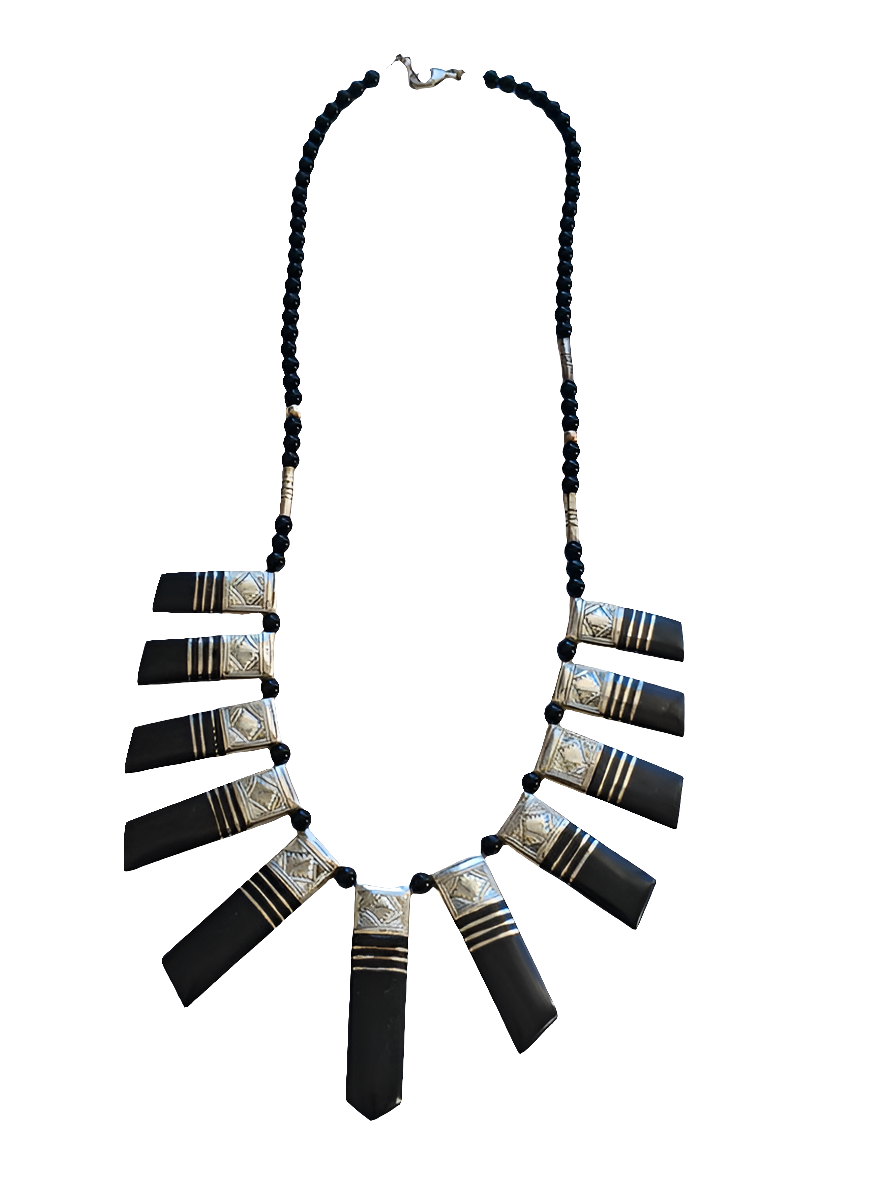 Collier touareg en argent et bois d'ébène