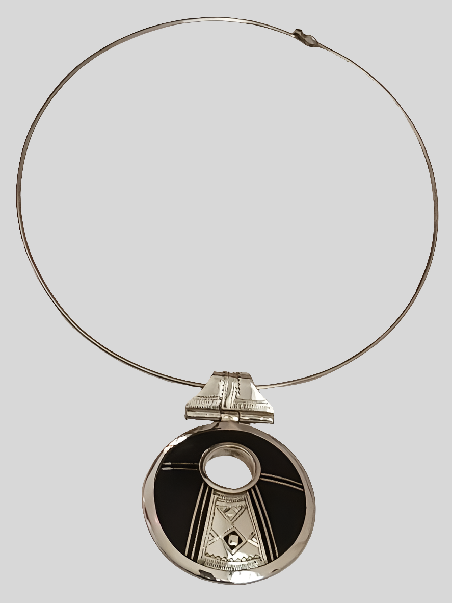 Collier touareg en argent et bois d'ébène