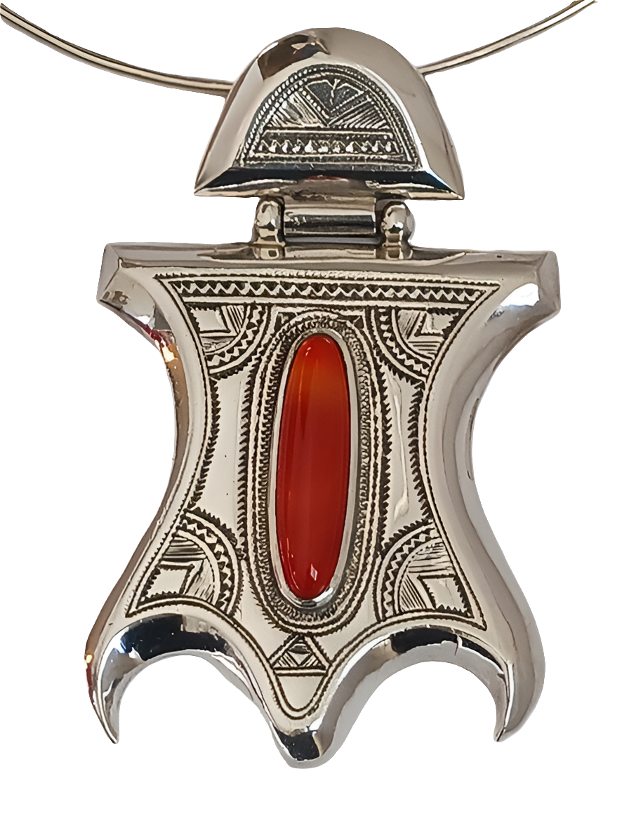 Tuareg necklace in silver and agate stone