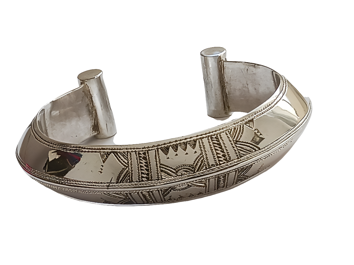 Bracelet touareg en argent ciselé