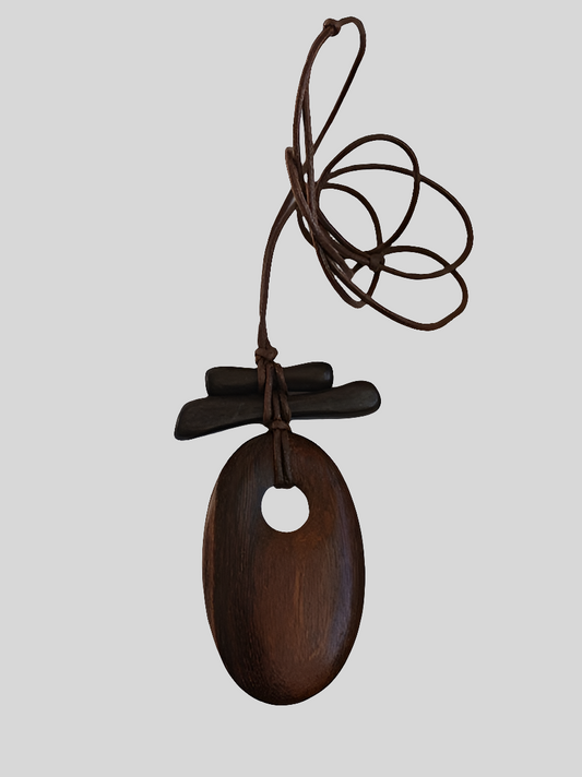 Collier en bois