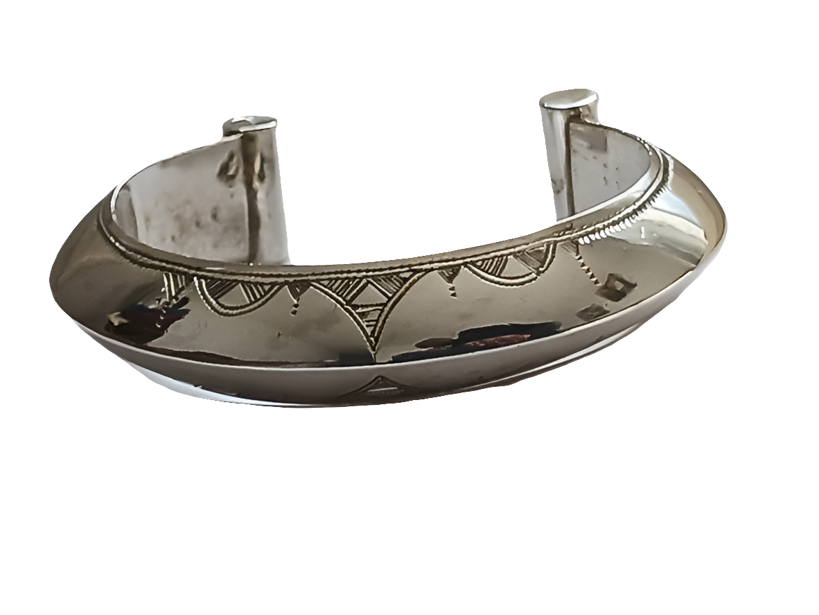 Bracelet touareg en argent ciselé