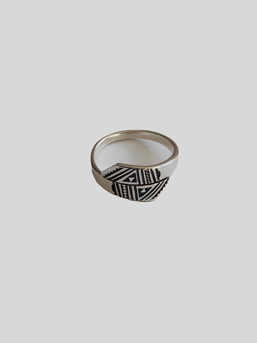 Bague touarègue en argent ciselé réglable