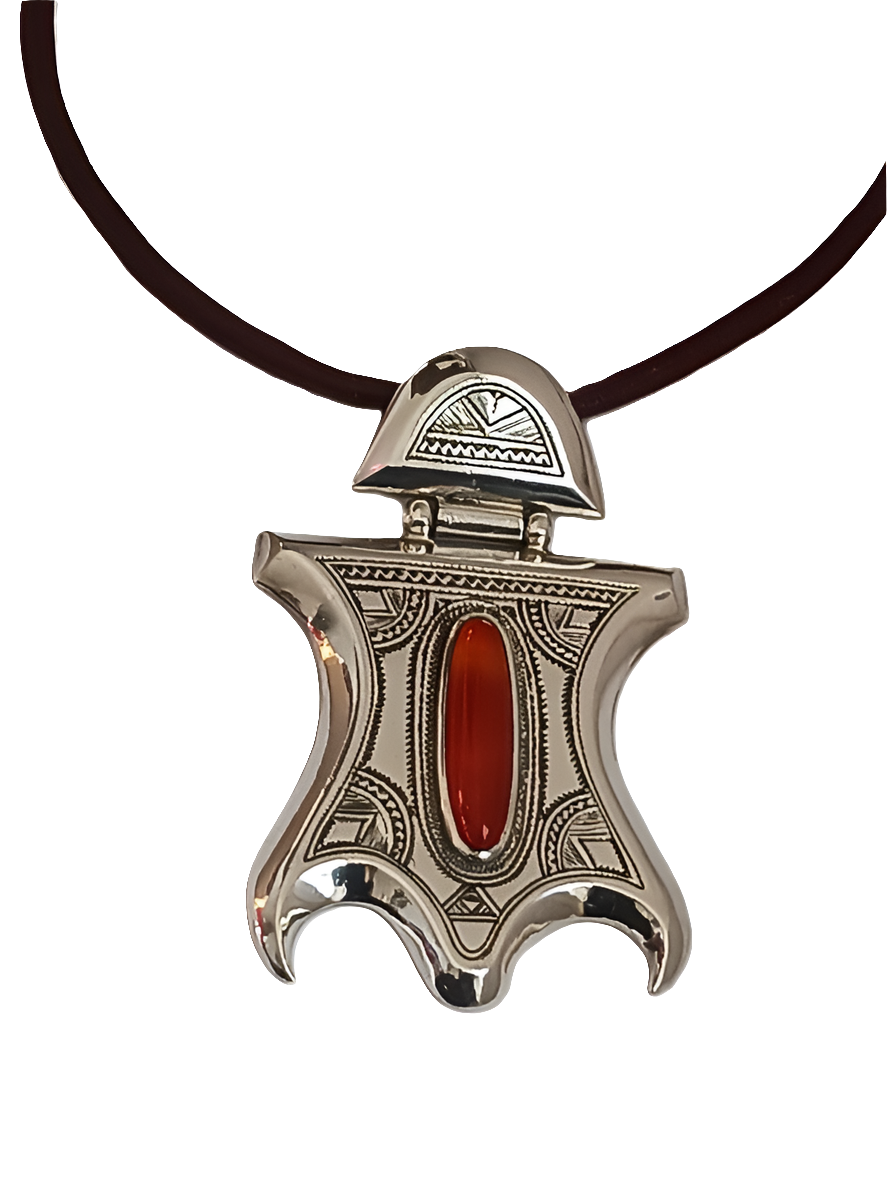 Tuareg necklace in silver and agate stone