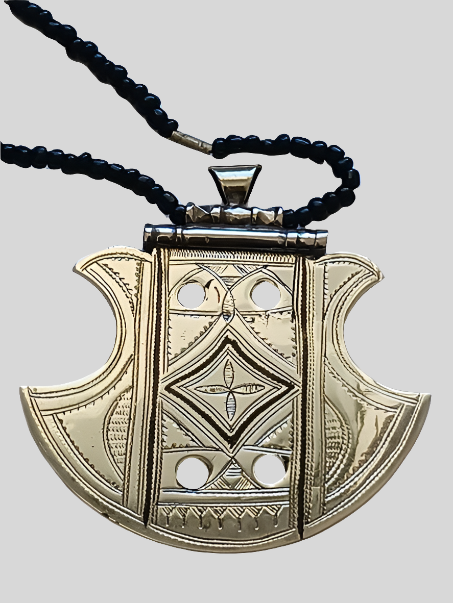 Tuareg necklace in chiseled metal