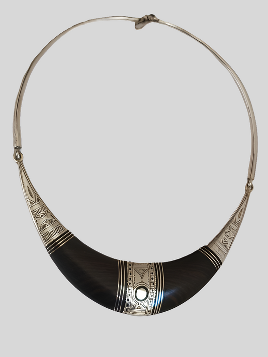 Collier touareg en argent et bois d'ébène