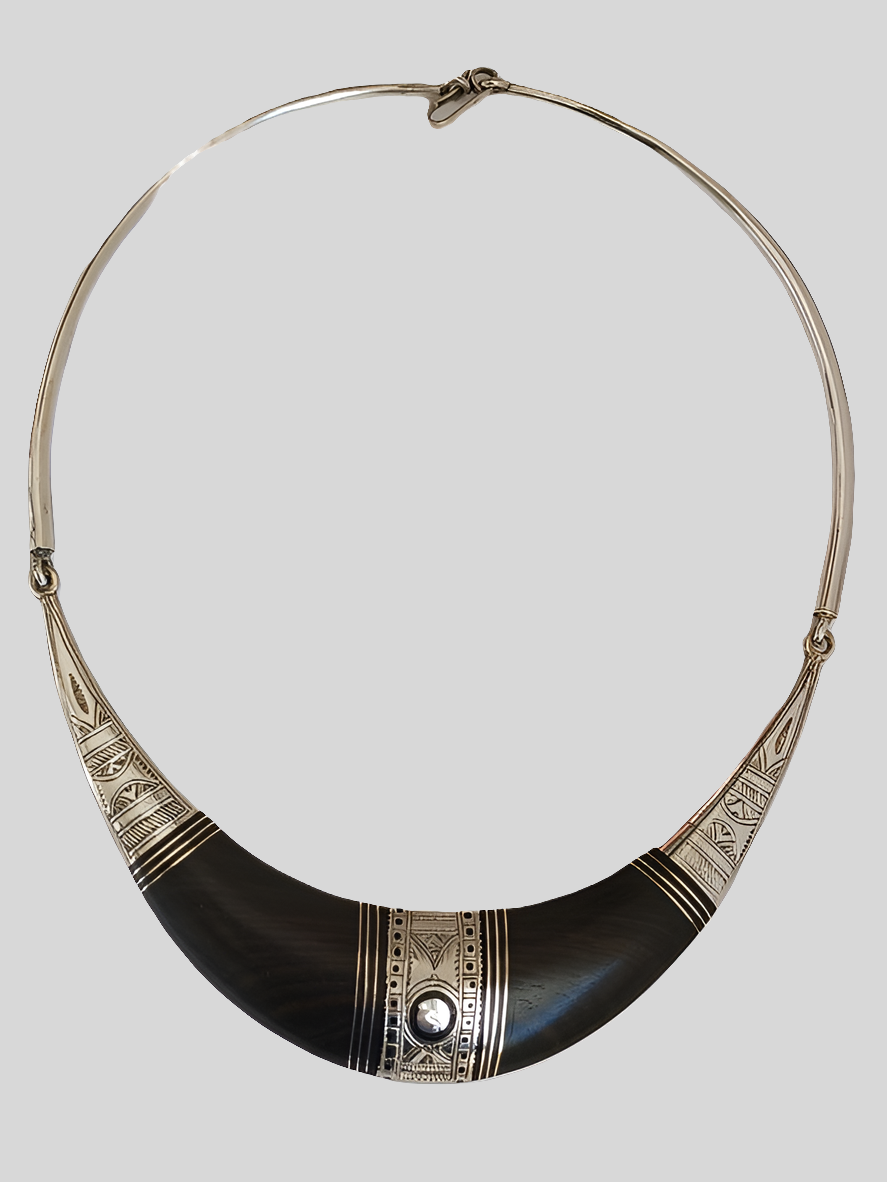 Collier touareg en argent et bois d'ébène