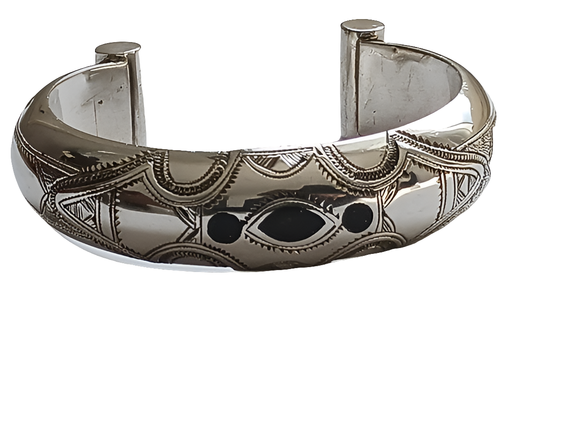 Bracelet touareg en argent ciselé