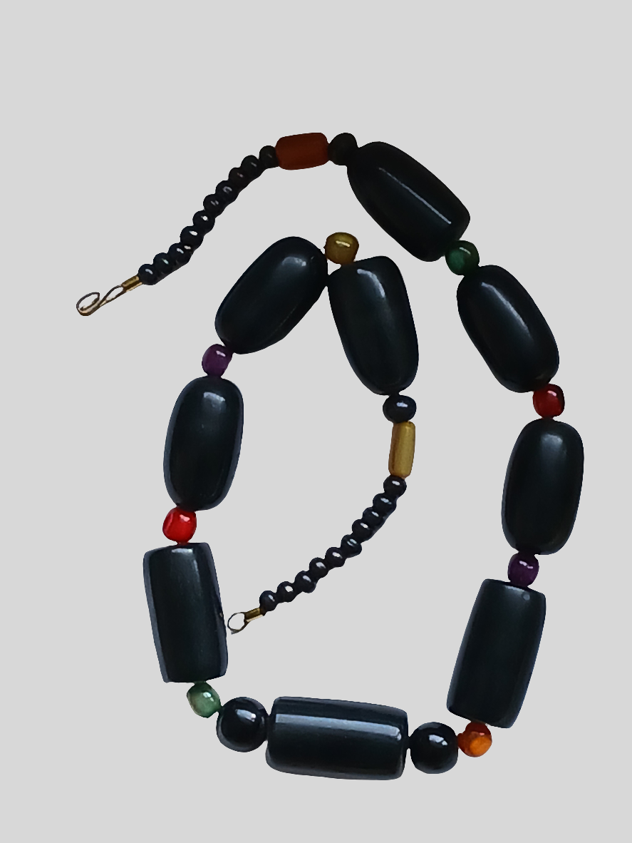 Collier en corne