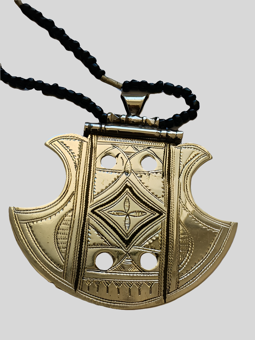 Tuareg necklace in chiseled metal