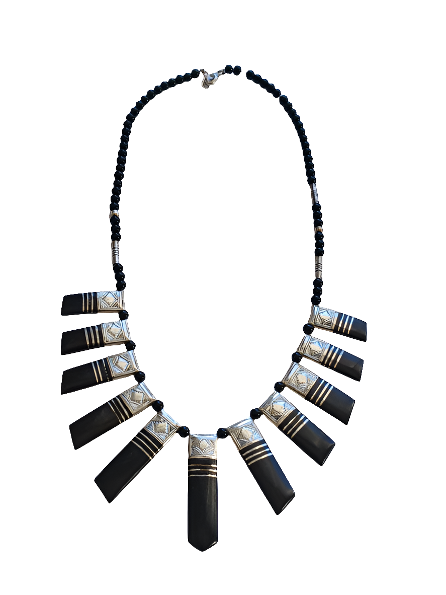 Collier touareg en argent et bois d'ébène